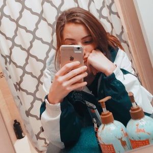 Meet your Posher, Annabel